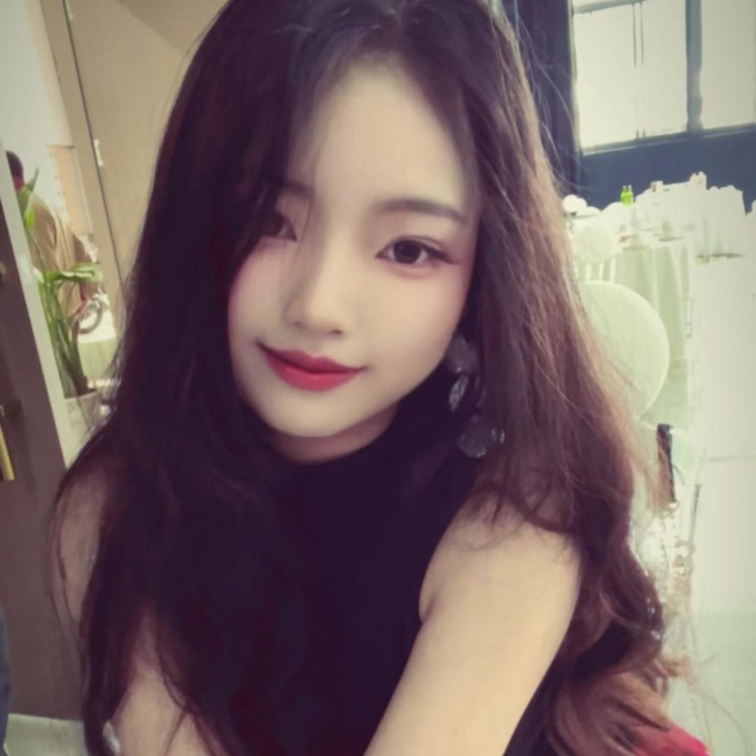 小诗的她