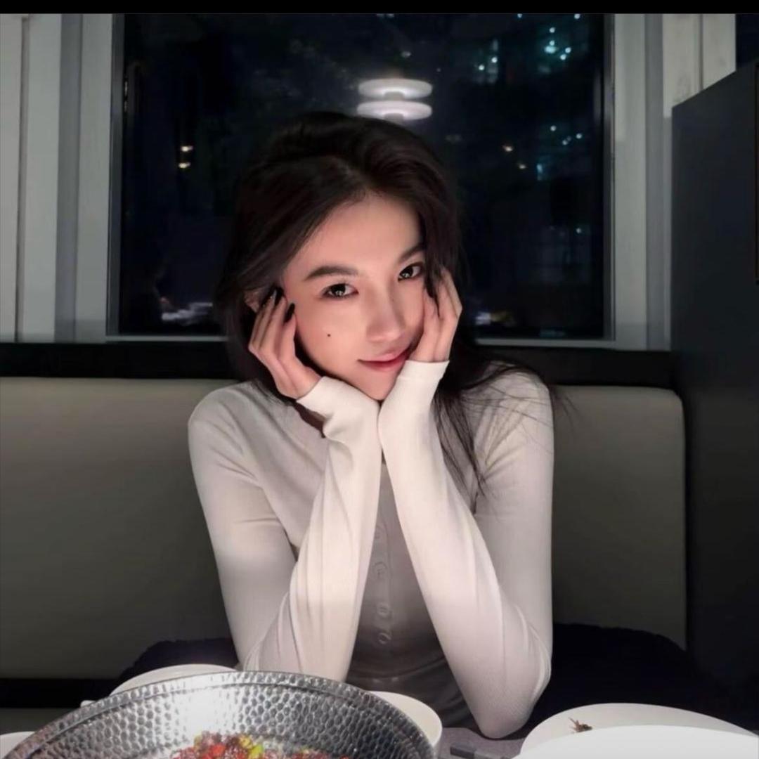 玥.