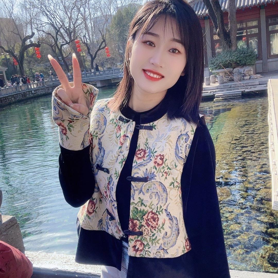 沫沫     主播距离你1.2公里