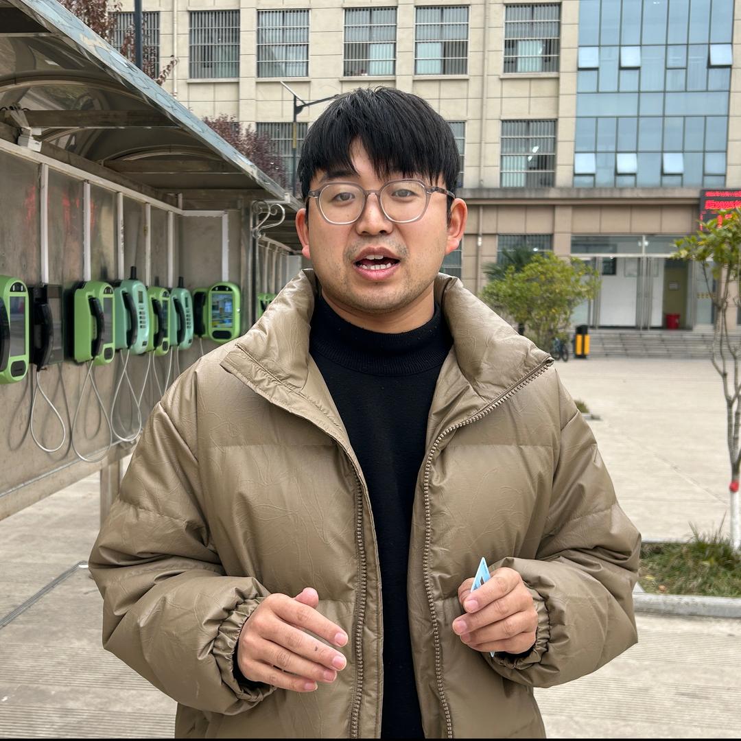 做教育的小胡