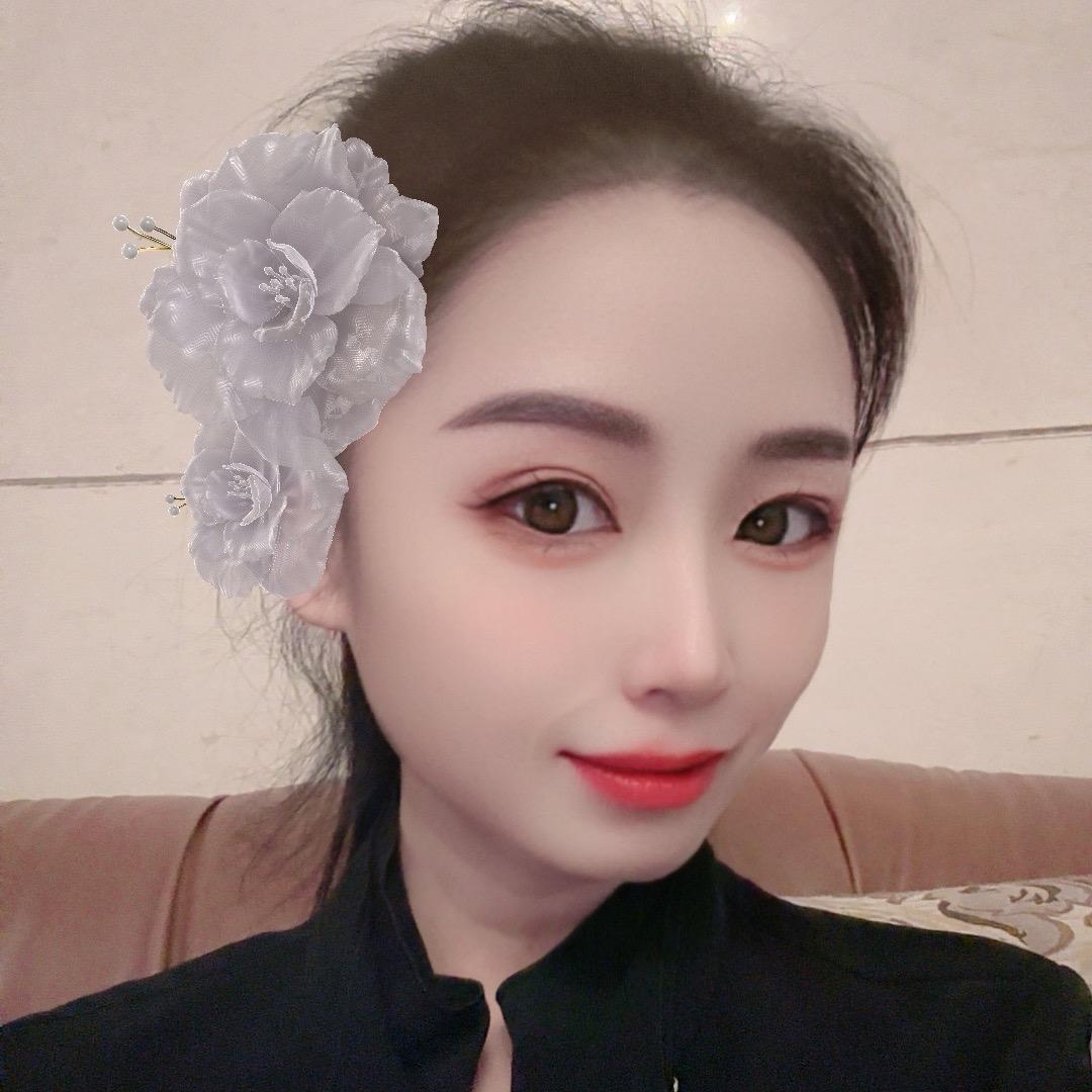 赵荭