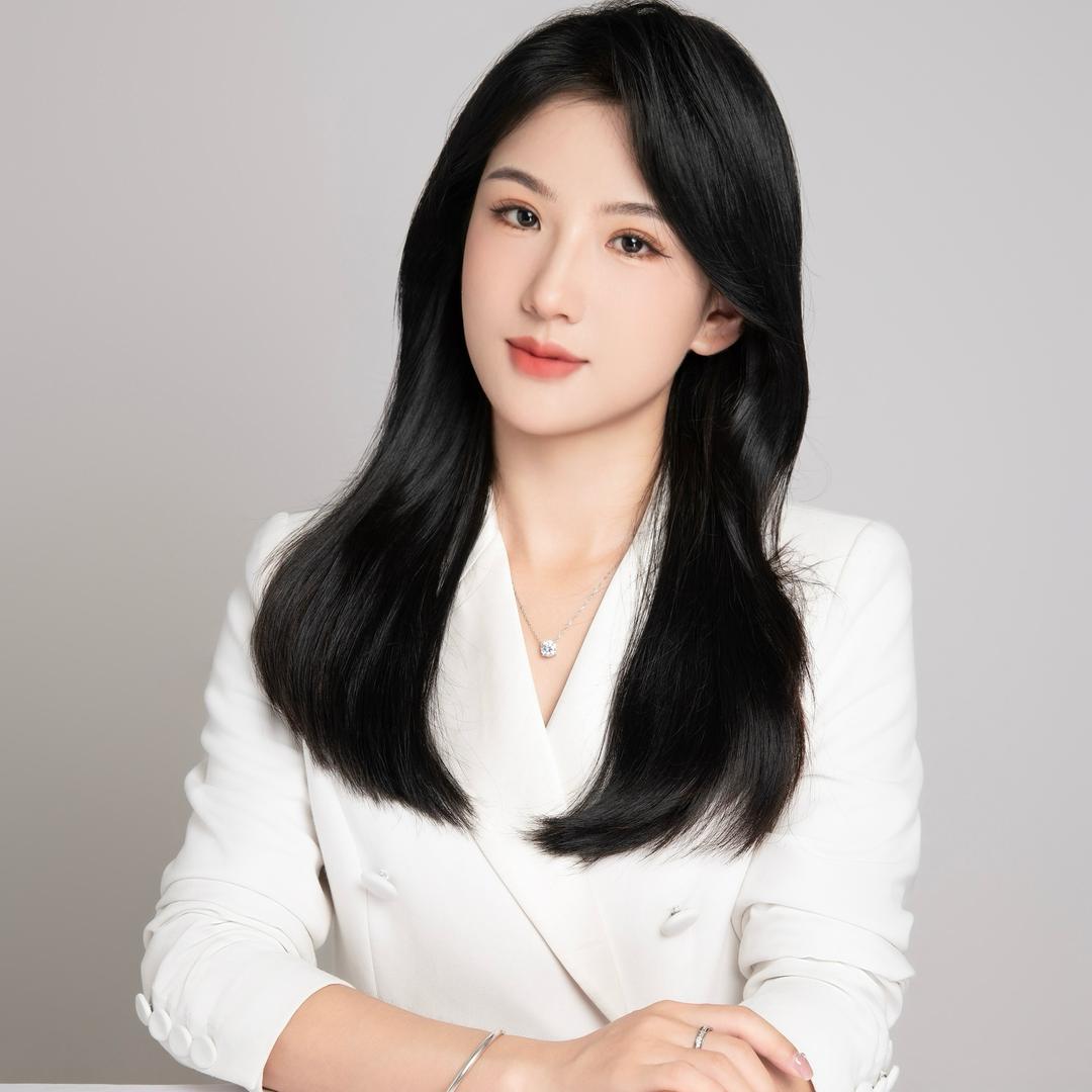 Lily.黄百万探房