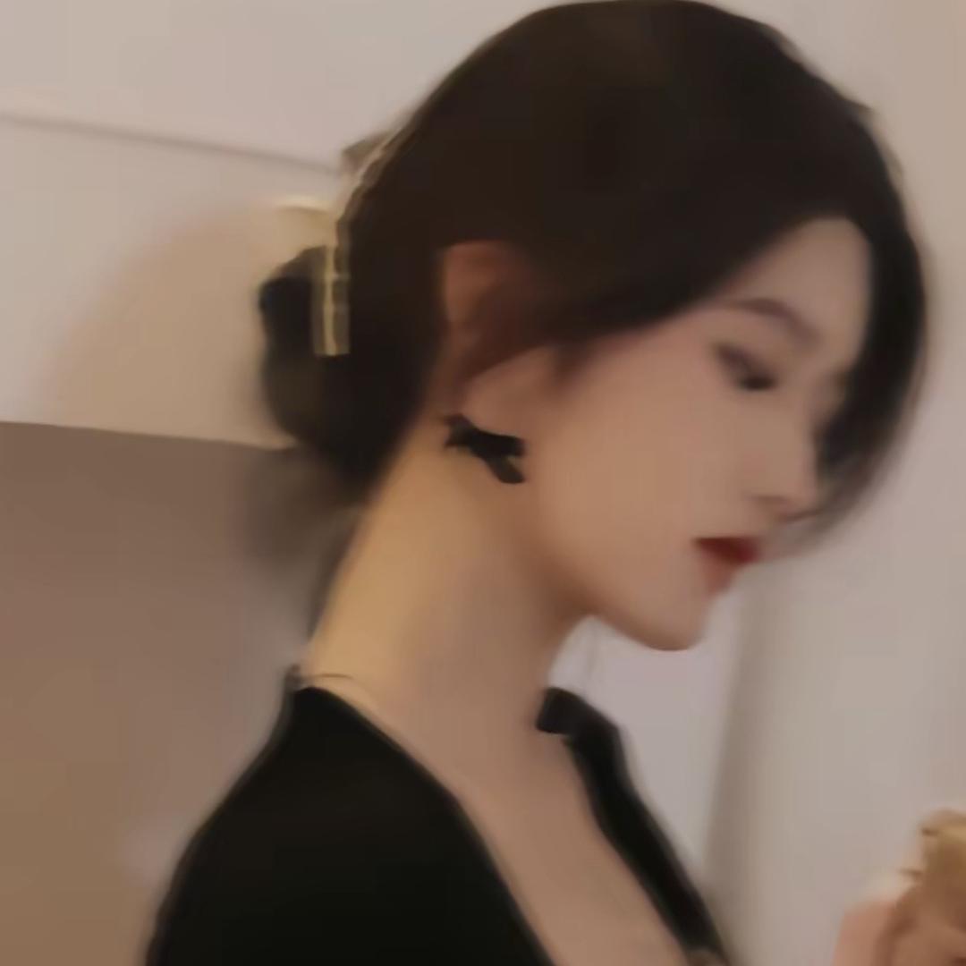 纶贤瑜伽