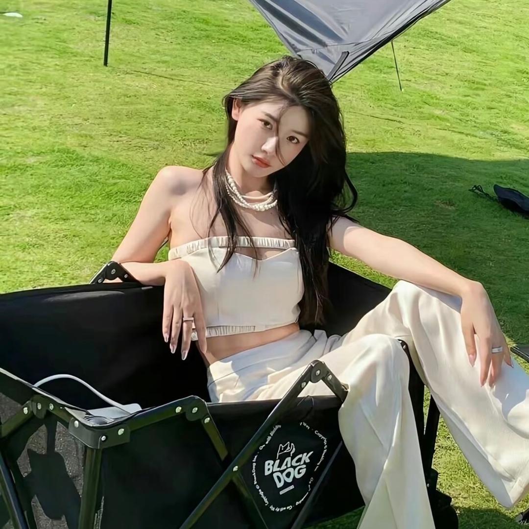 丁栾电竞酒店老板