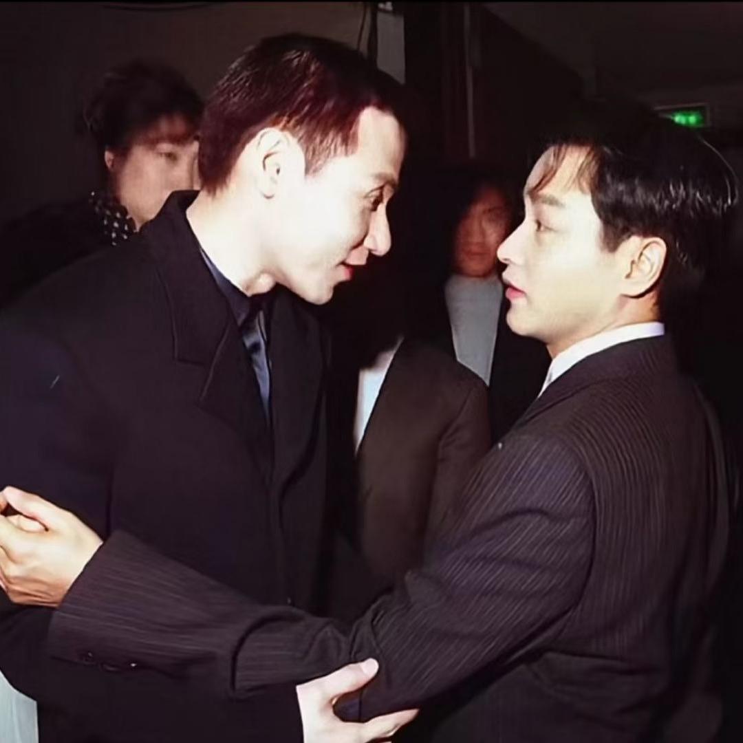 MK·live house营销经理安然