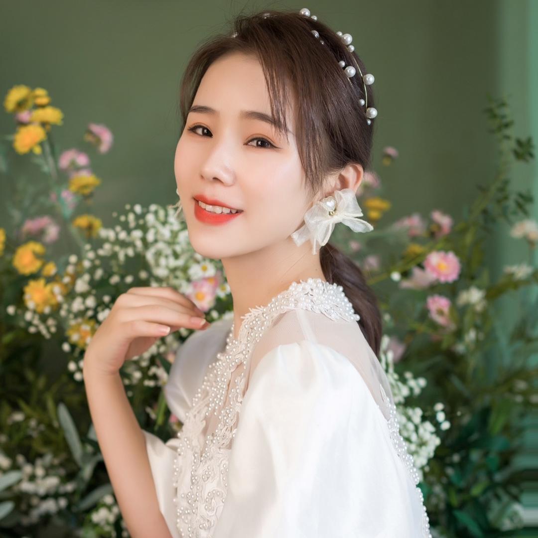 语菲初彩美甲:海燕