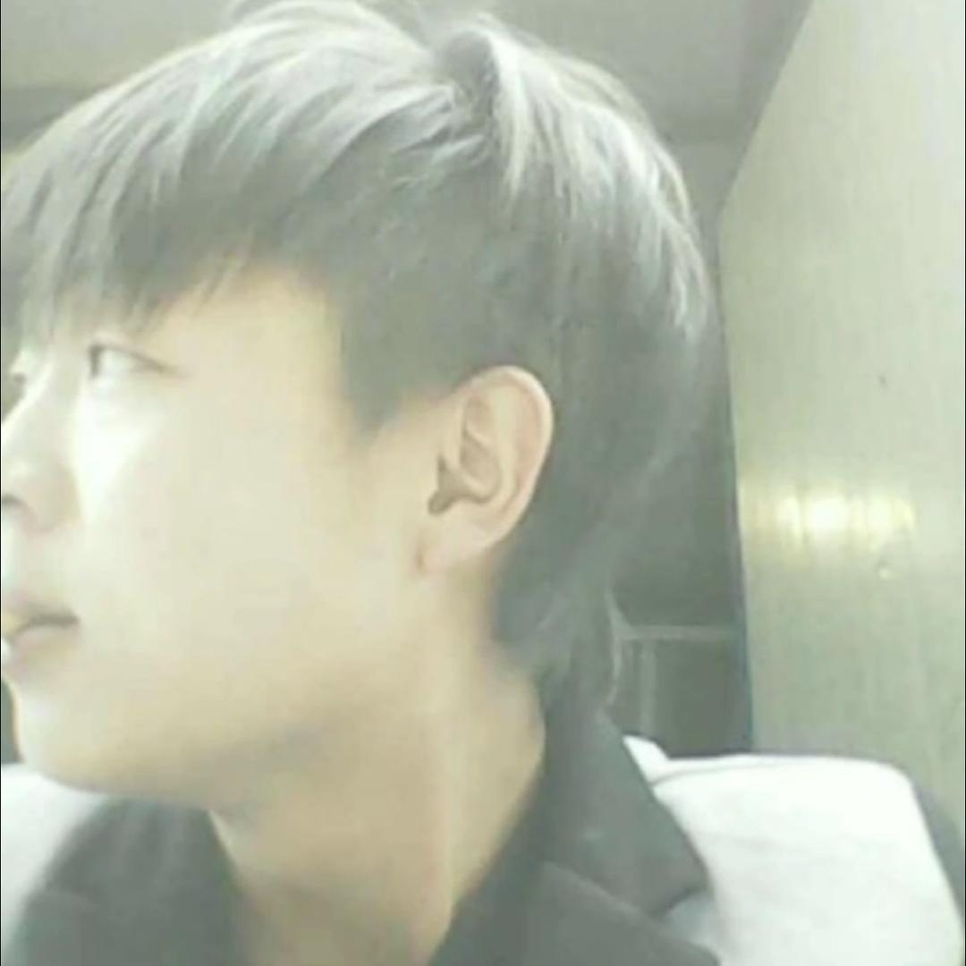 爱钓鱼的小哥哥