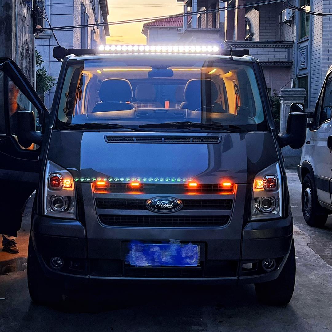 龙瑆行-四驱房车