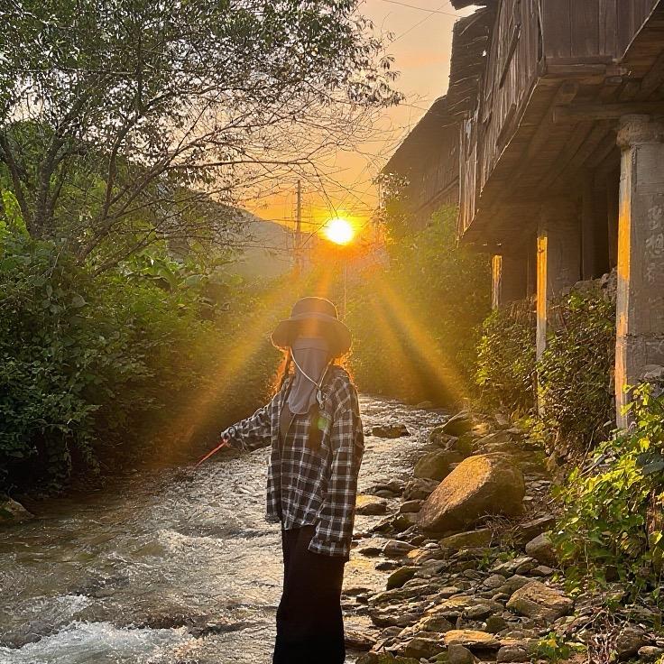 李冬雨  学钓鱼🎣