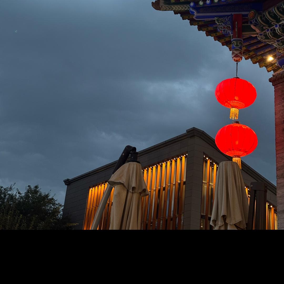 保持一米距李女士