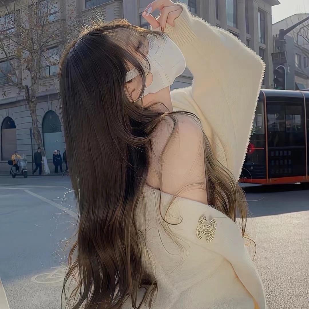 @傻💃妞₅₂₀¹³¹⁴จุ๊บ: 💞