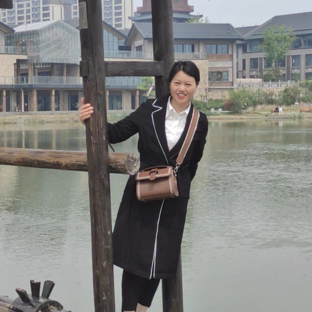 铿锵玫瑰