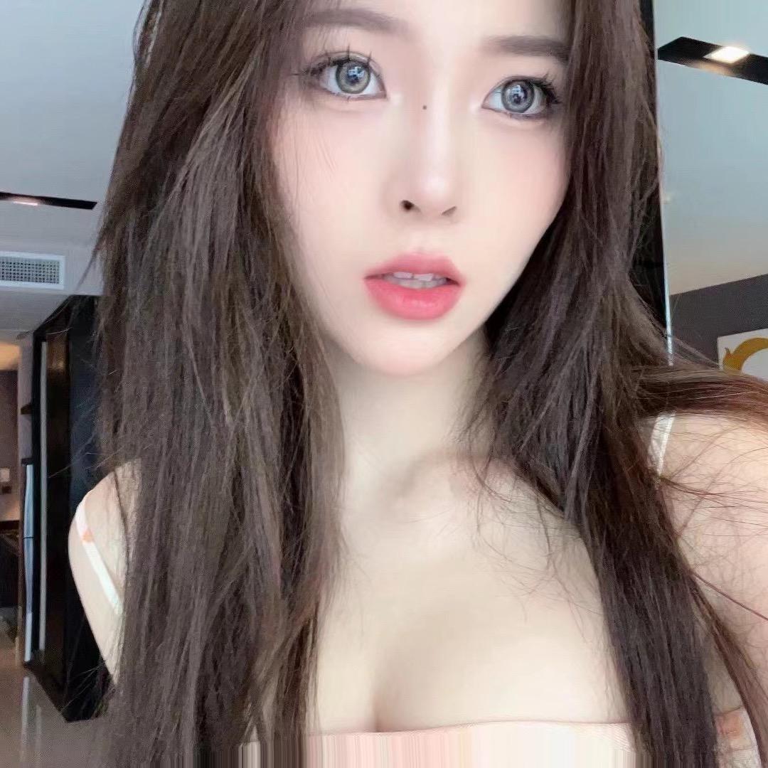 宁大人Vicki~
