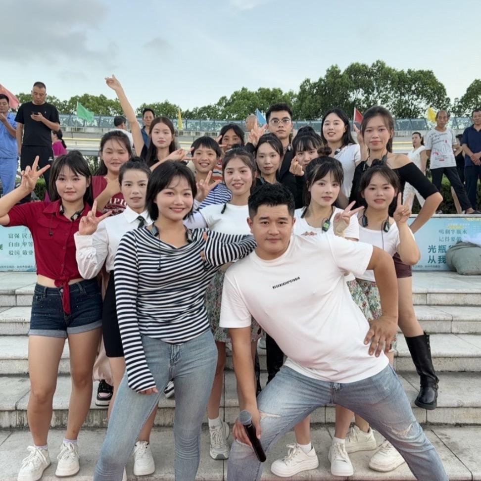 杰丽团播一队（091）团队招人