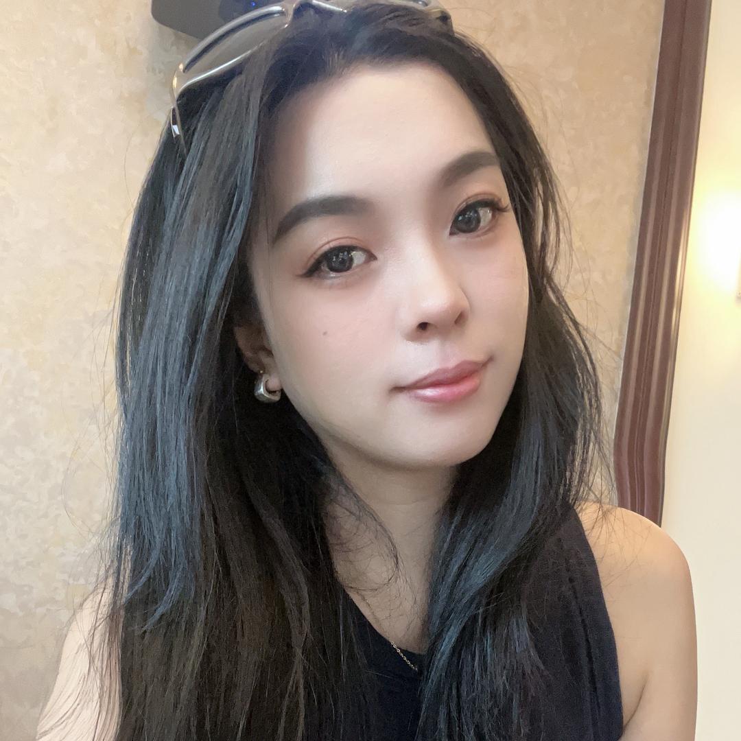 凤凤穿搭