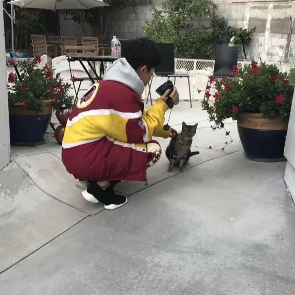 阿镒．