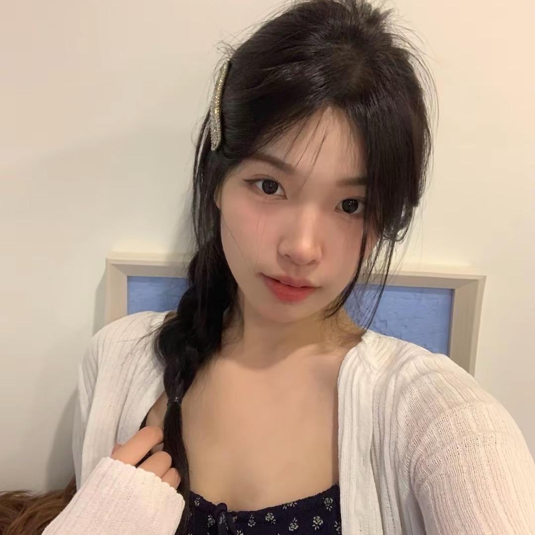 发呆小洁