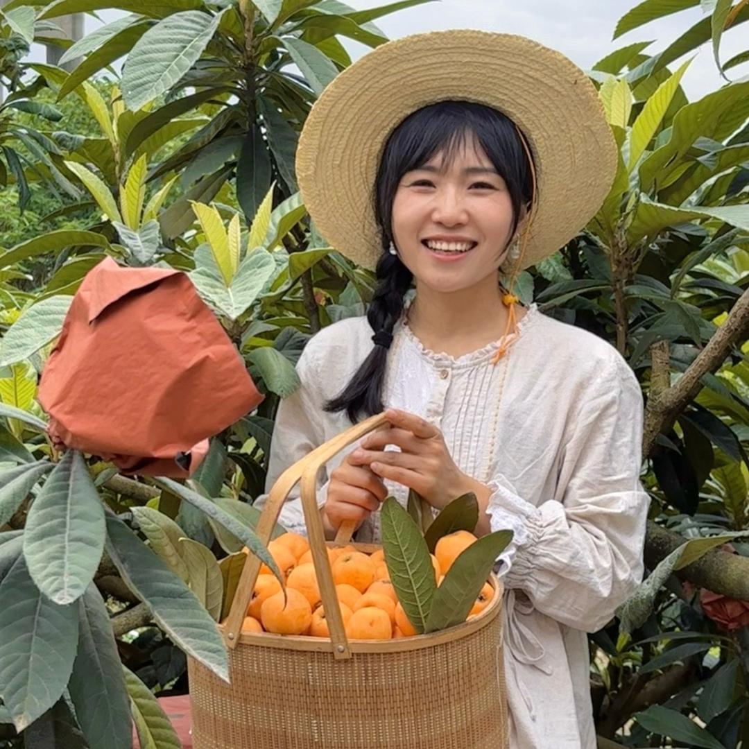 助农主任吕小妹