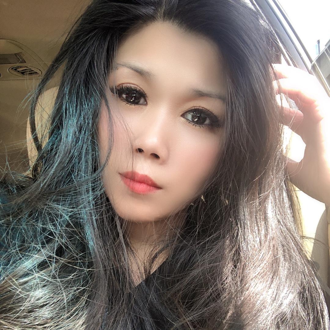 😘