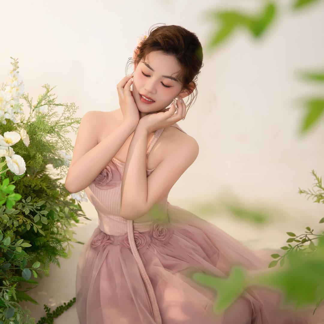 依依 美妆护肤