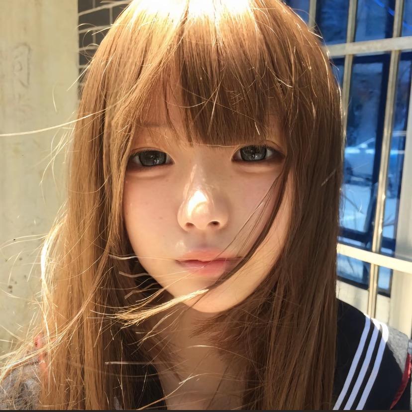 純