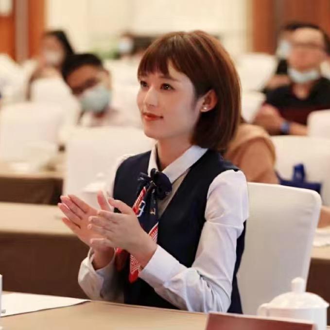 李敬瞳