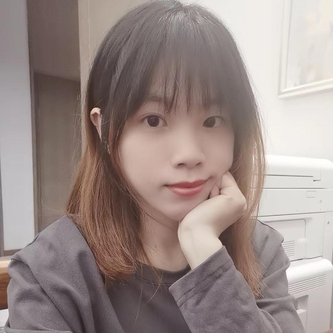是小小呀
