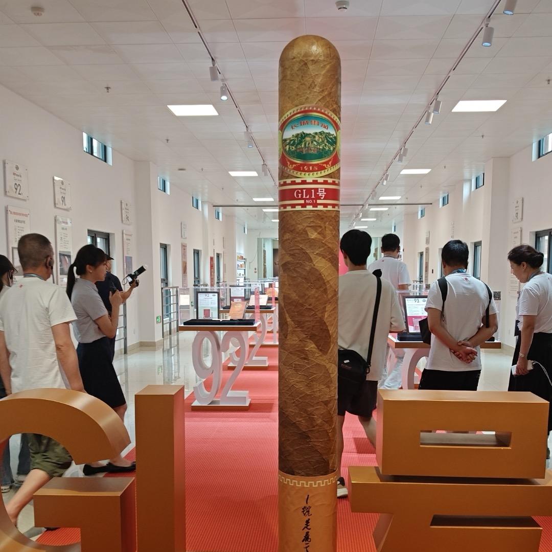 爱吃茄子弟