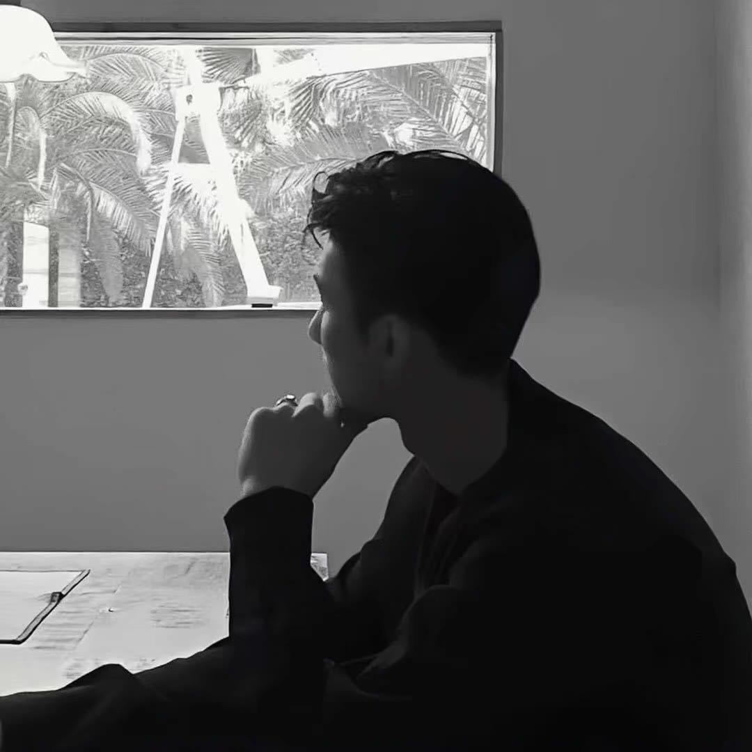 怪叔叔-！🇨🇳 🕊️