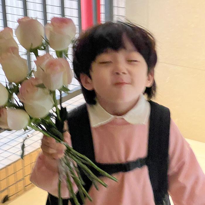 雅．