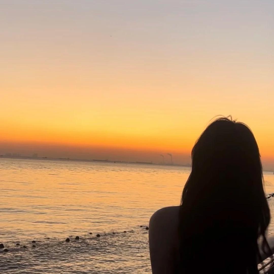 捞起月亮的渔民