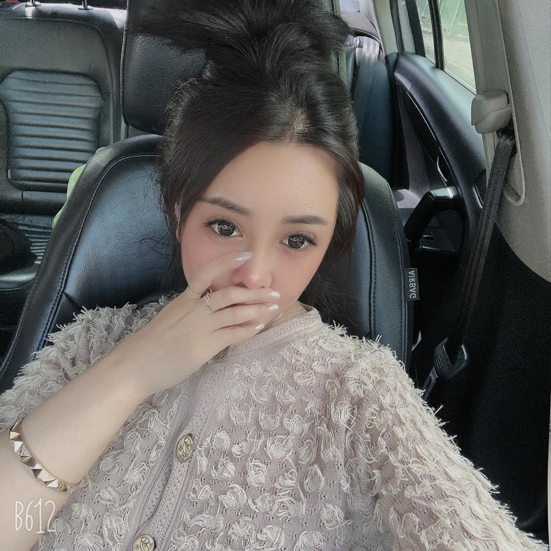 王小姐服装买手店