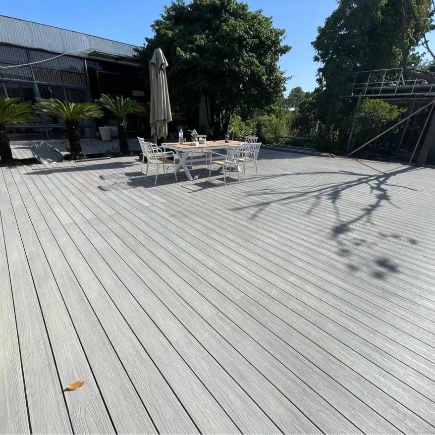 ㅤㅤ ㅤ︋ ㅤ木塑发哥