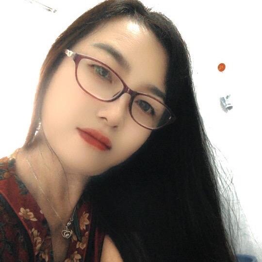 坚强的我何姐