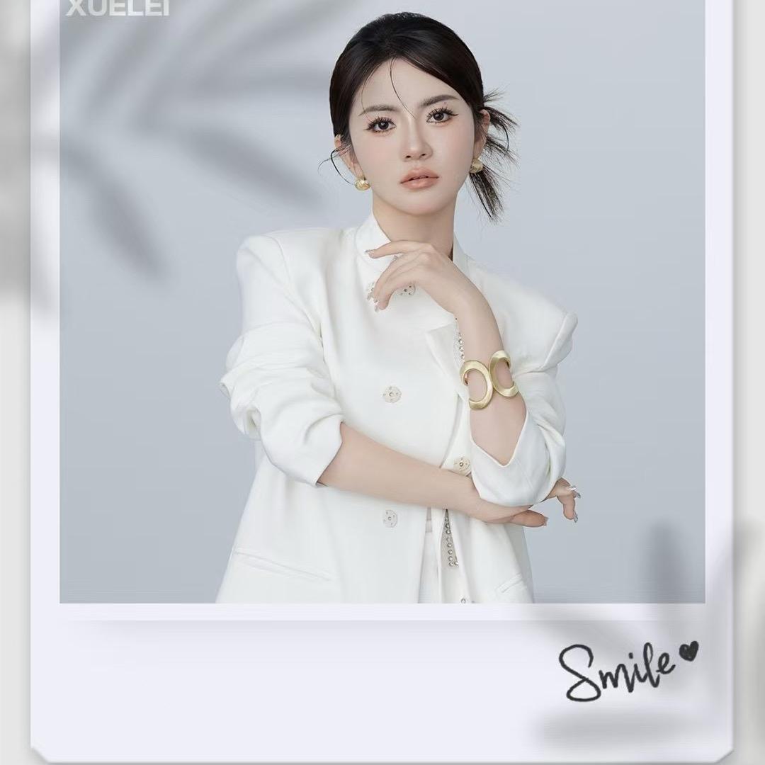 张师名扬·大师十二彩美发(寿安旗舰店)