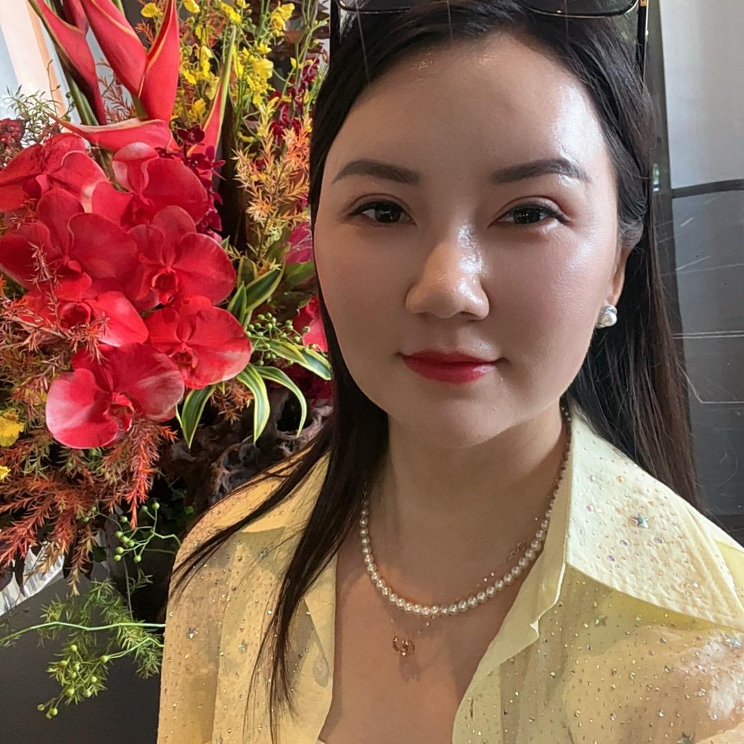 晶晶-深圳奢侈品回收