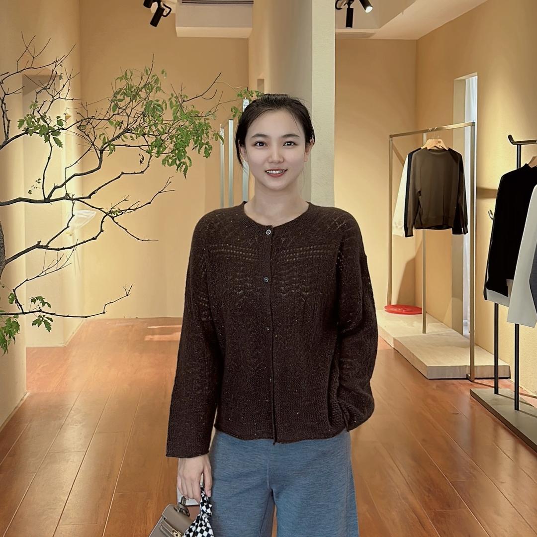 秀特轻奢女装