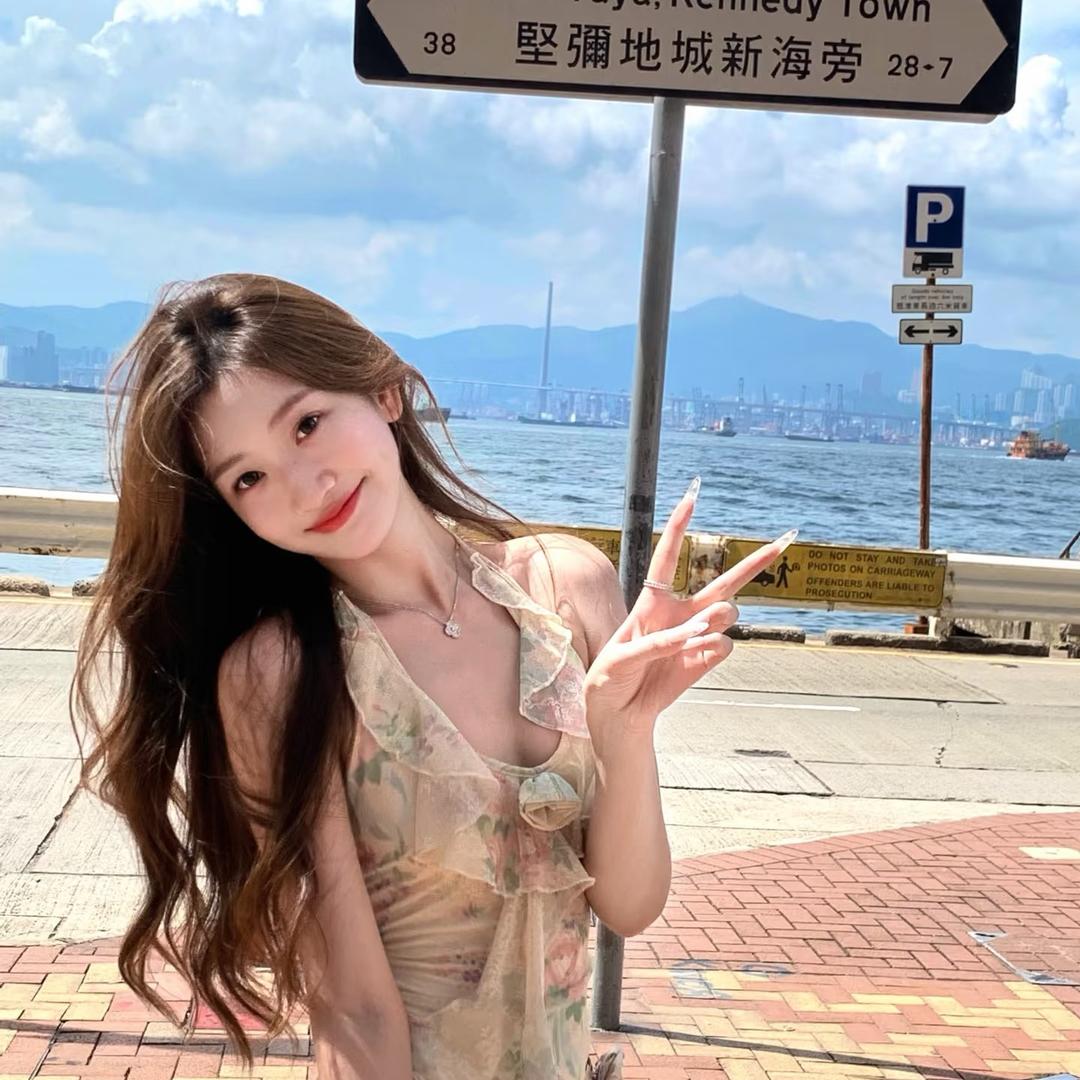 万达撤柜品牌女装👚春季折扣店