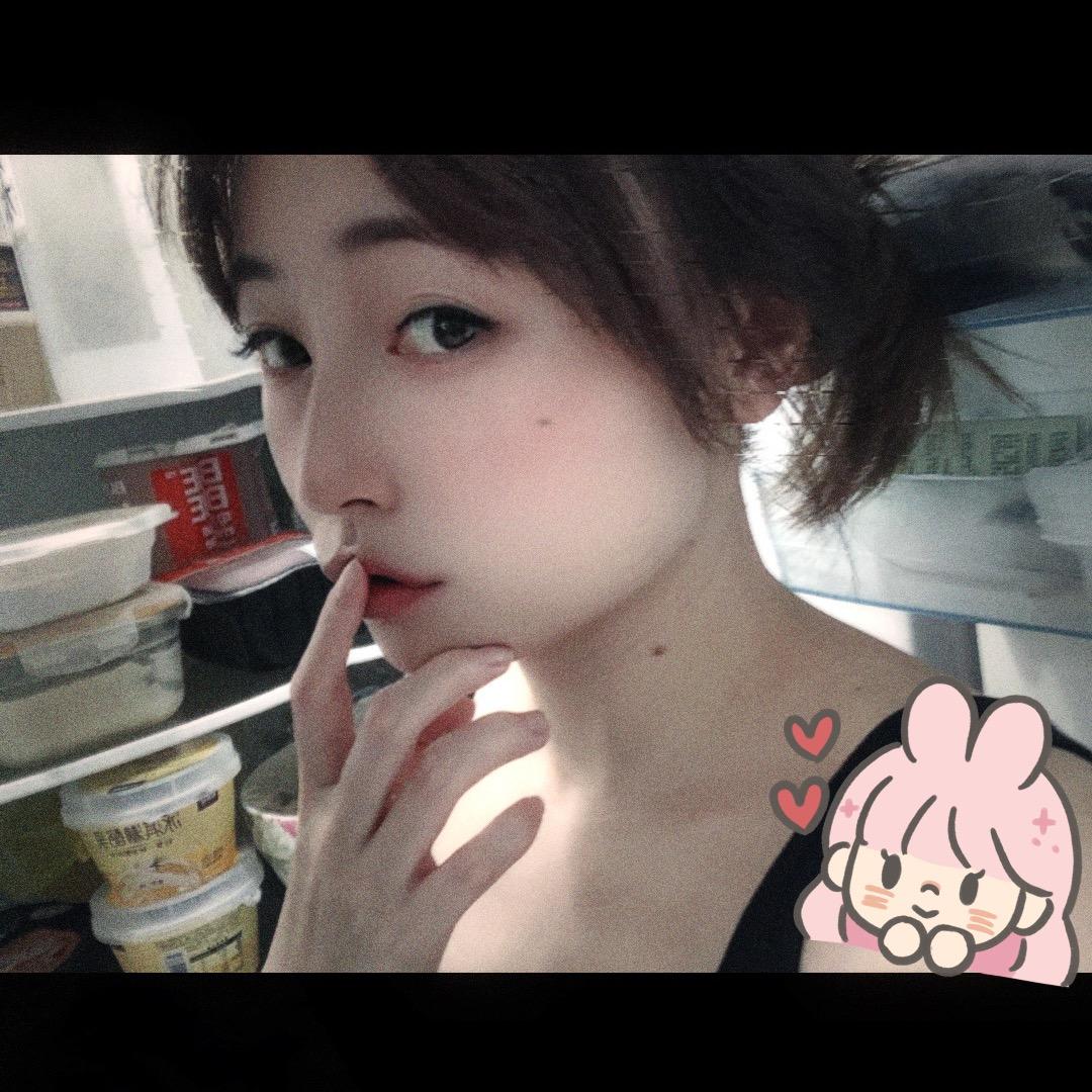 是悠悠酱吖（首播筹备中～）