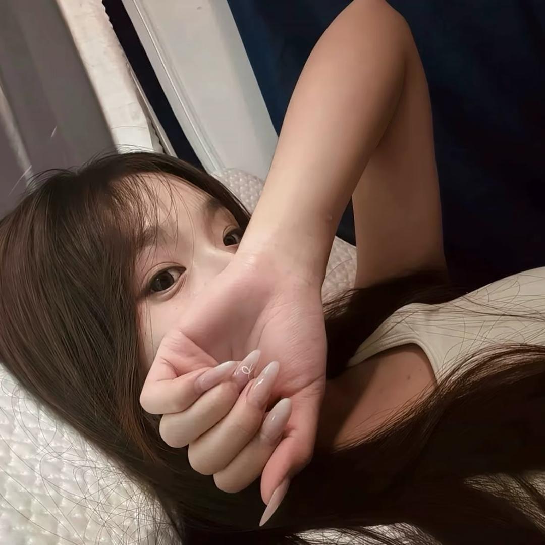Yuna.