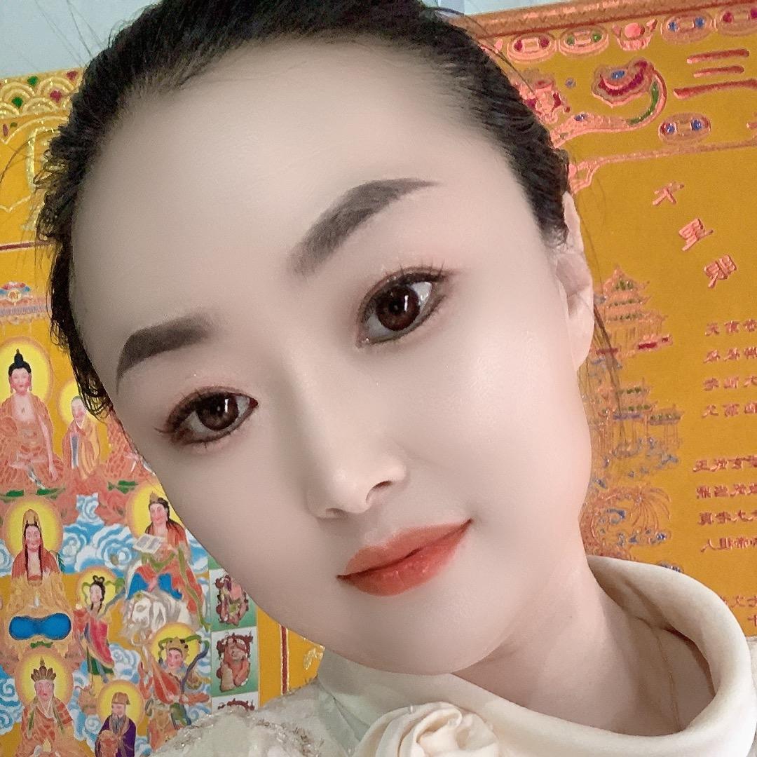 结缘女王
