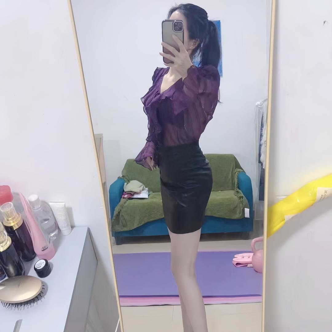 Li  Li Ya