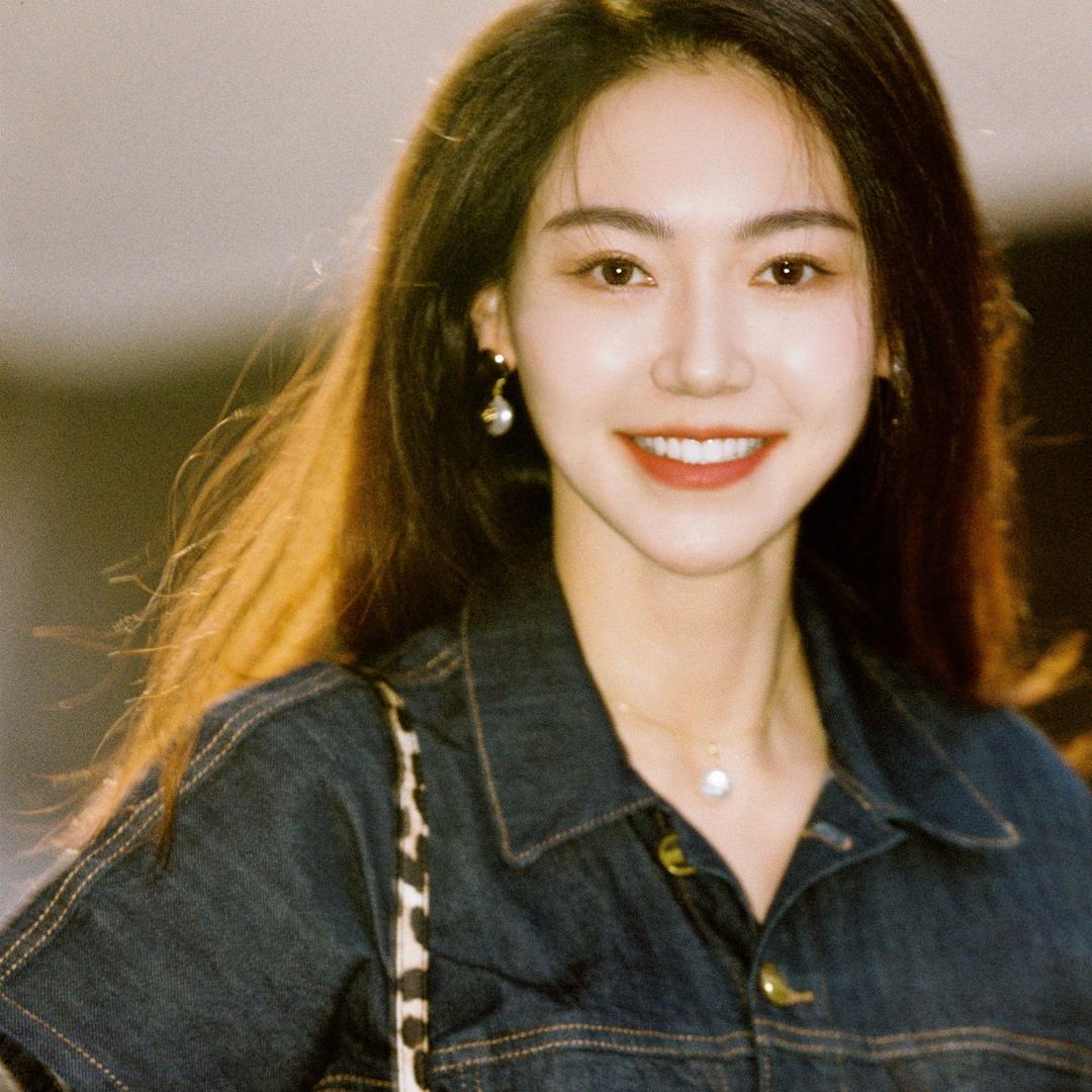 黄梦莹maggie@抖音