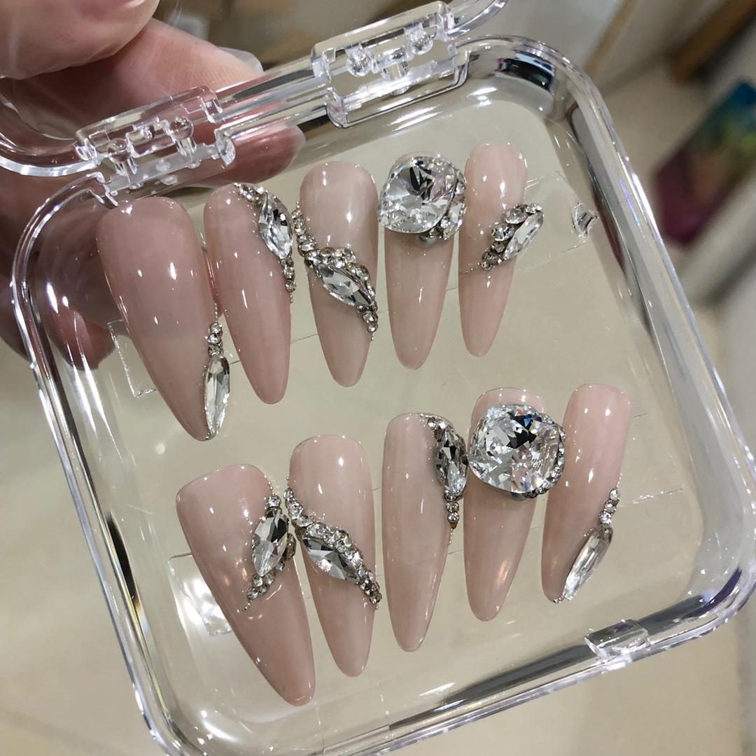 倾城佳人 Nail纯手工穿戴甲