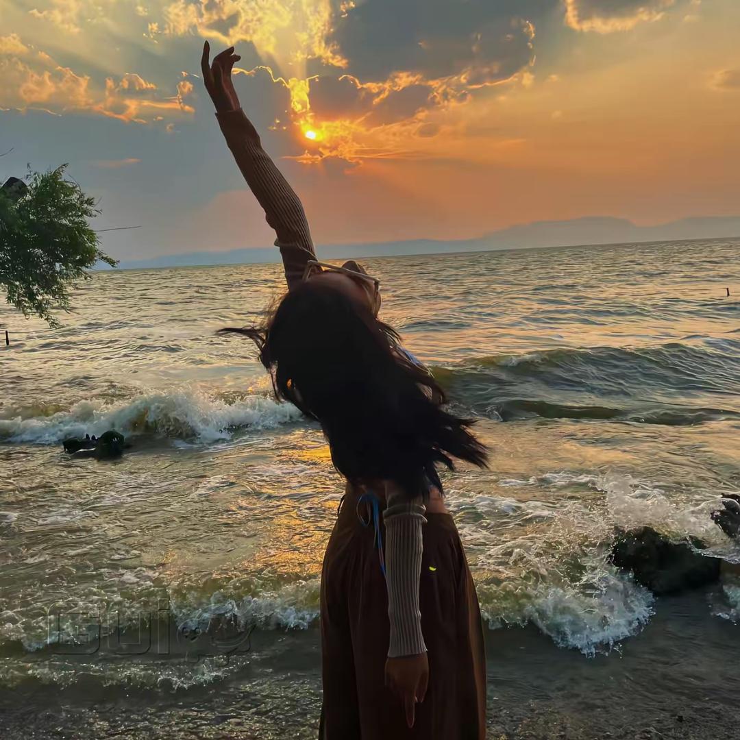 悲伤的玉米粒粒