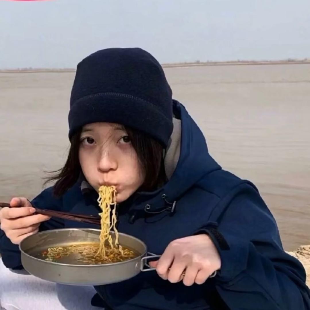穿裤子的云.