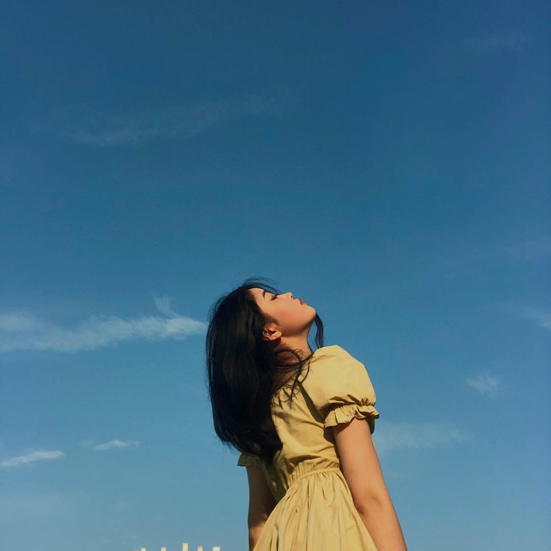 灰不溜邱