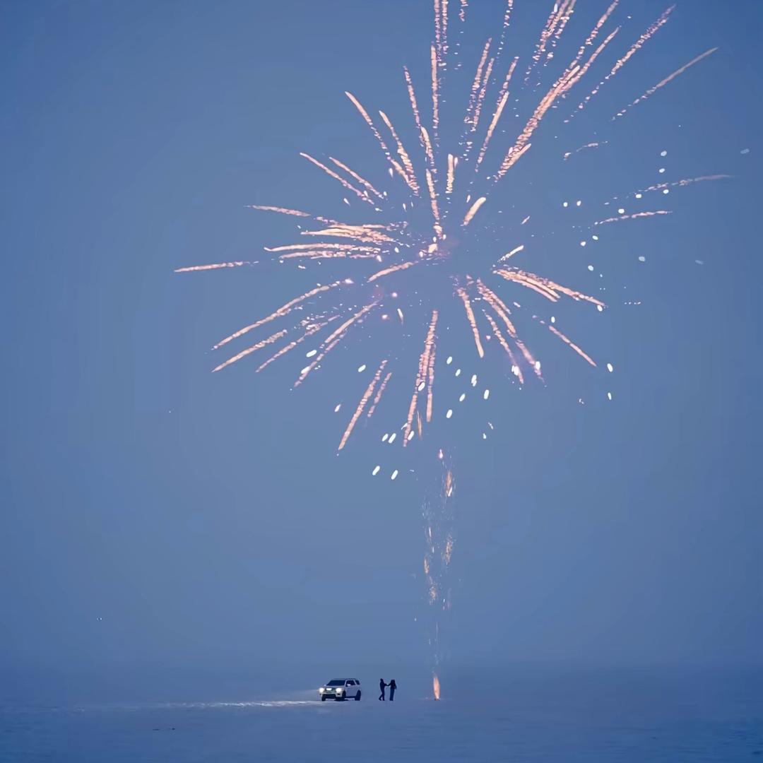 何轶凡.