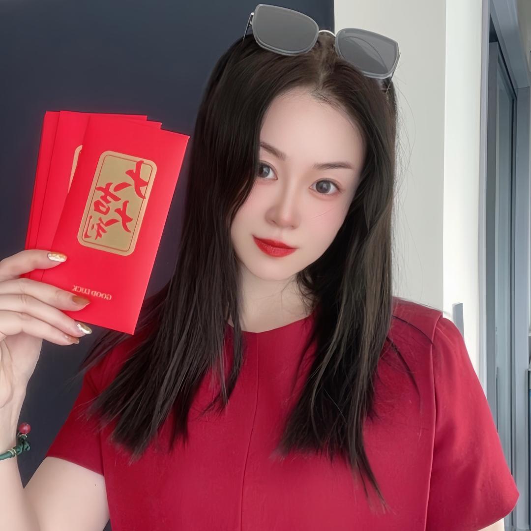 夏念呀ᰔᩚ