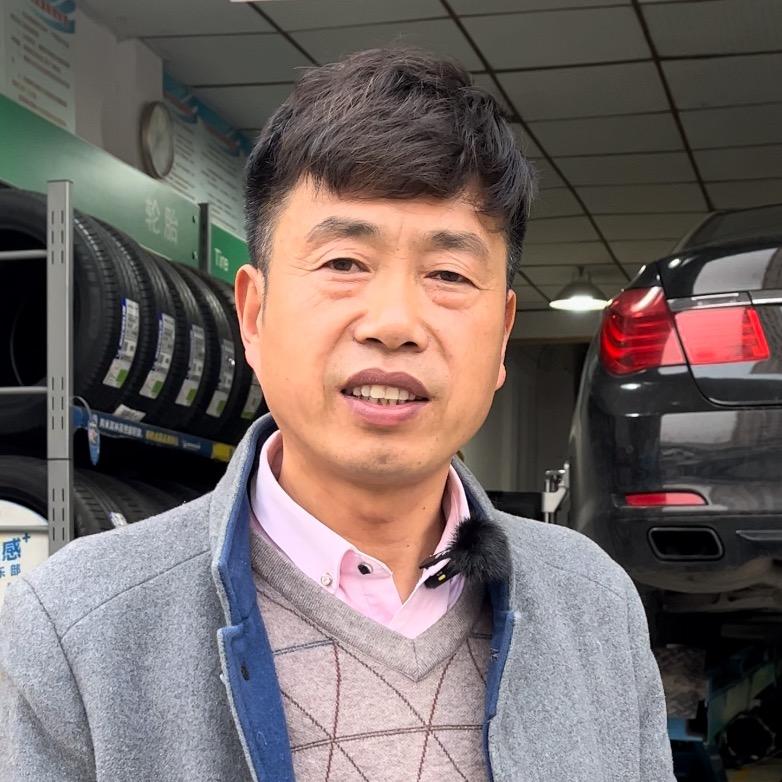 国亨汽修（专业四轮定位）